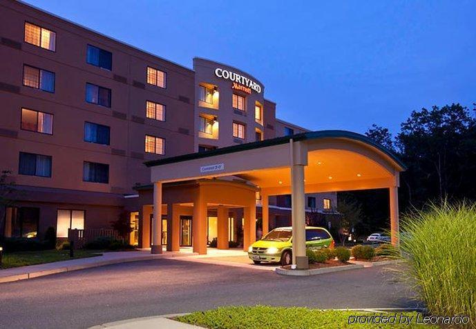 Courtyard By Marriott Providence Lincoln Hotel Exterior foto